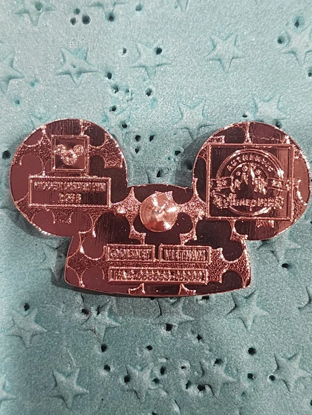 2026 NEW! Wave B Pocahontas WDW earhat Hidden Mickey Pin!